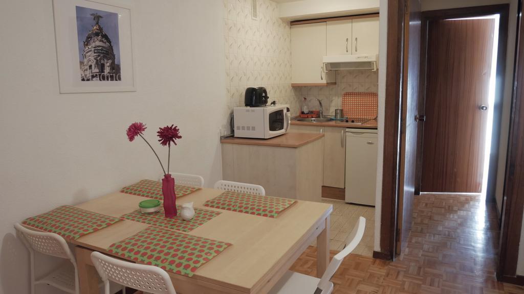 Apartamentos Callecultura Madrid Exteriör bild